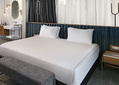 هتل تایتانیک دلوکس بلک