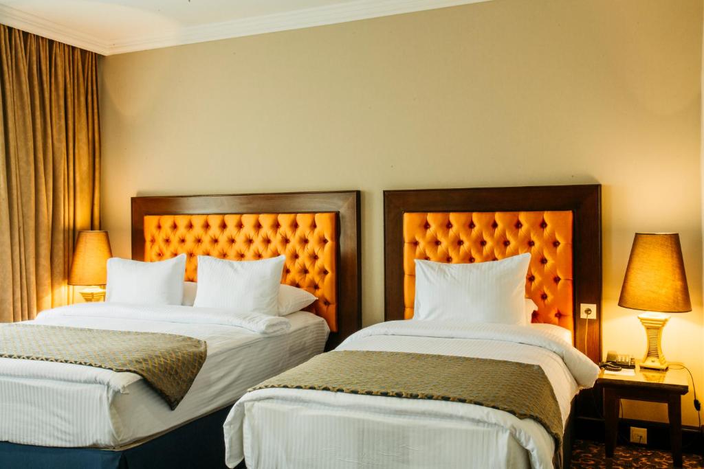 Intourist Palace Hotel