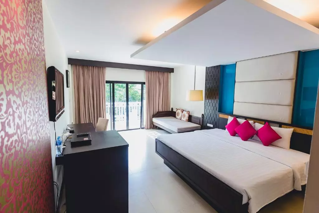 هتل تیپا ریزورت