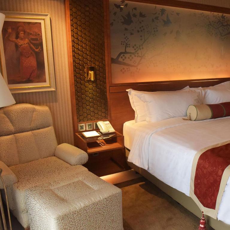 هتل سرس اسپرینگ