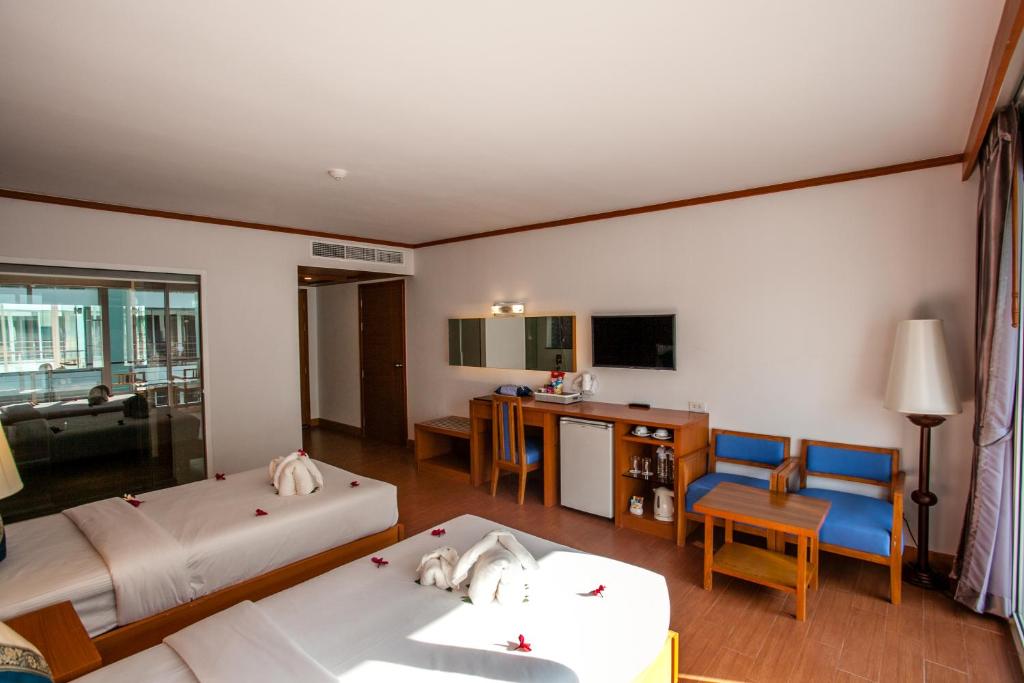 هتل فی فی هاربر ویو