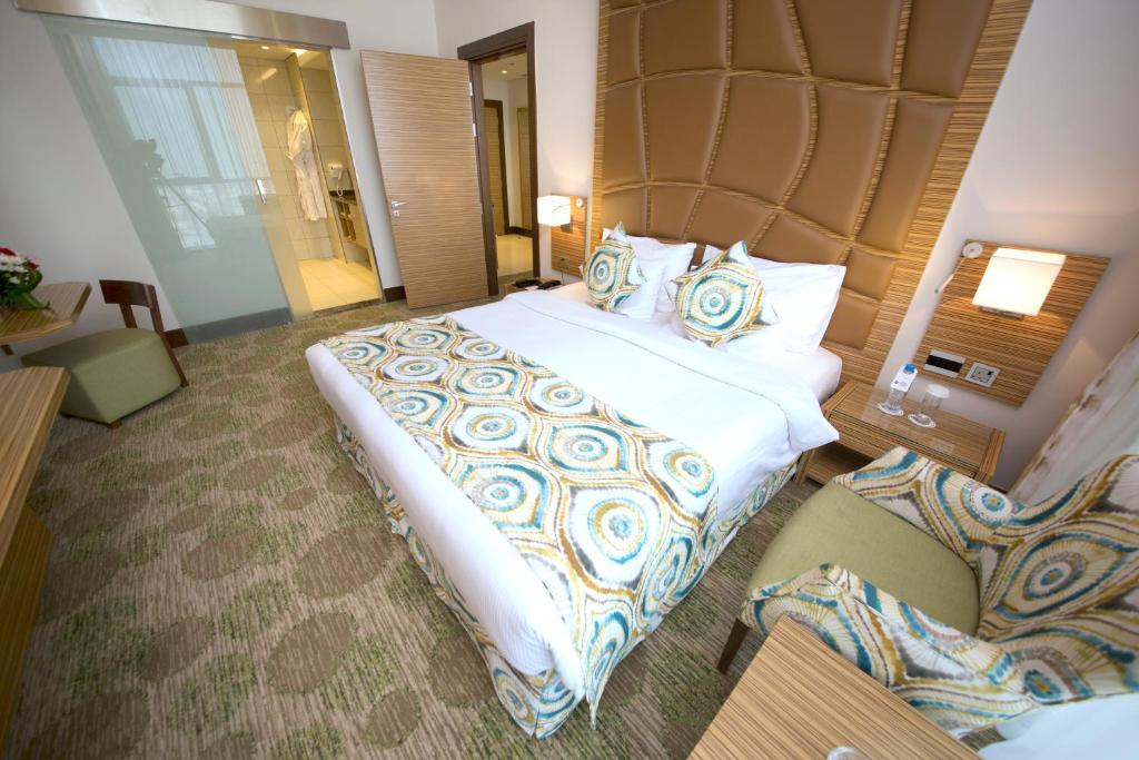 هتل بست وسترن پلاس پیرل کریک