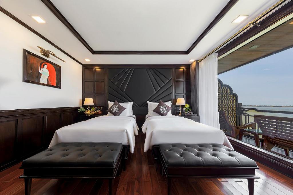 La Regina Legend Hotel