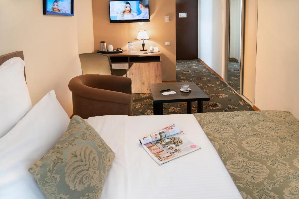 هتل آنی پلازا