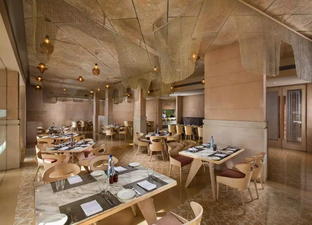 هتل ساروار پریمیر جیپور