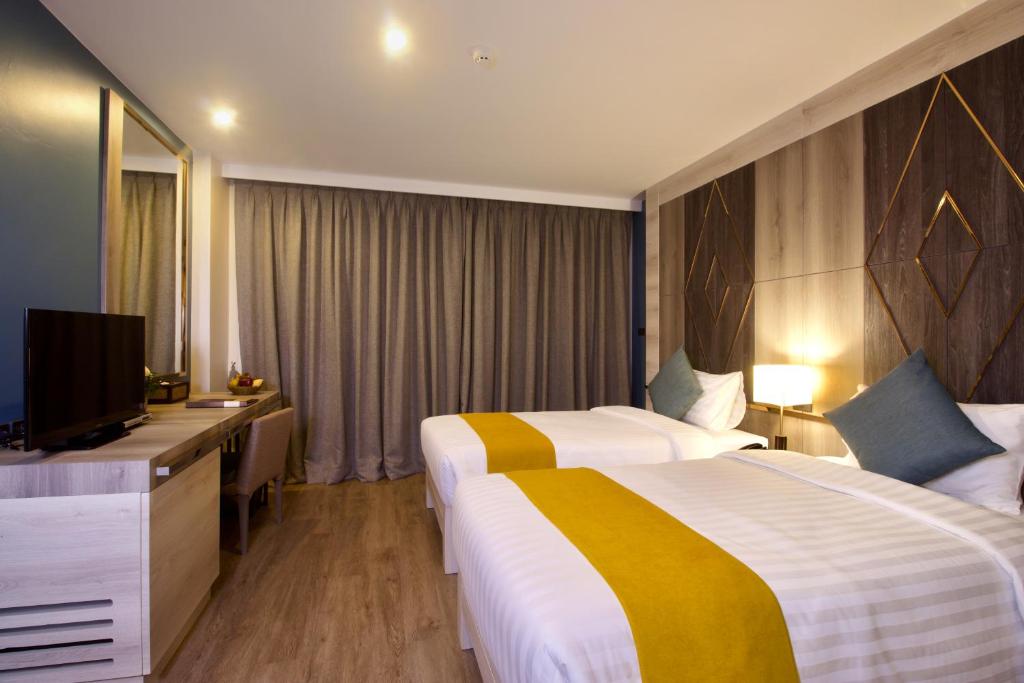 هتل آنداکیرا پوکت