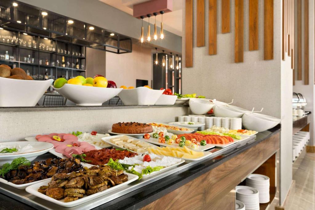 RAMADA BY WYNDHAM Hotel