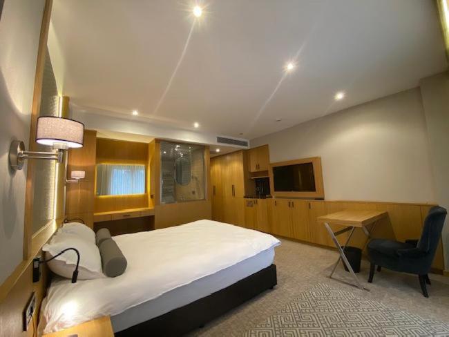 هتل بلا ایروان