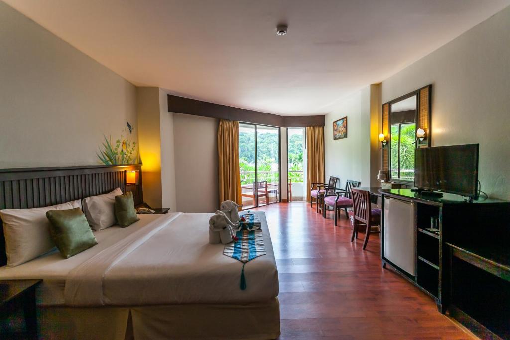 هتل آیلند کابانا جزیره فی فی