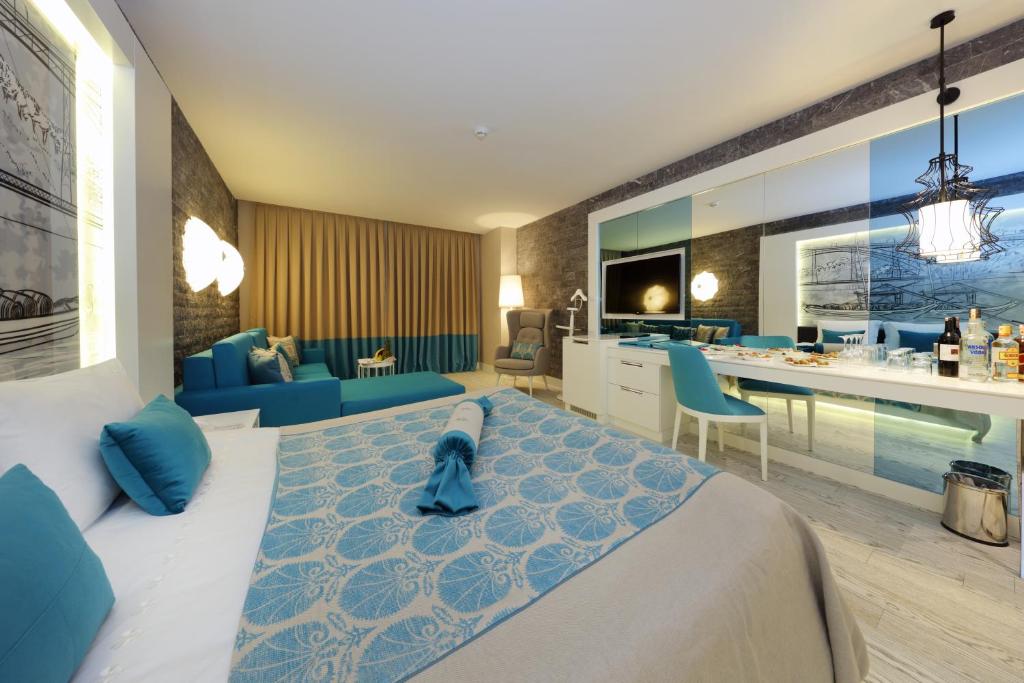 هتل سوئنو گلف بلک