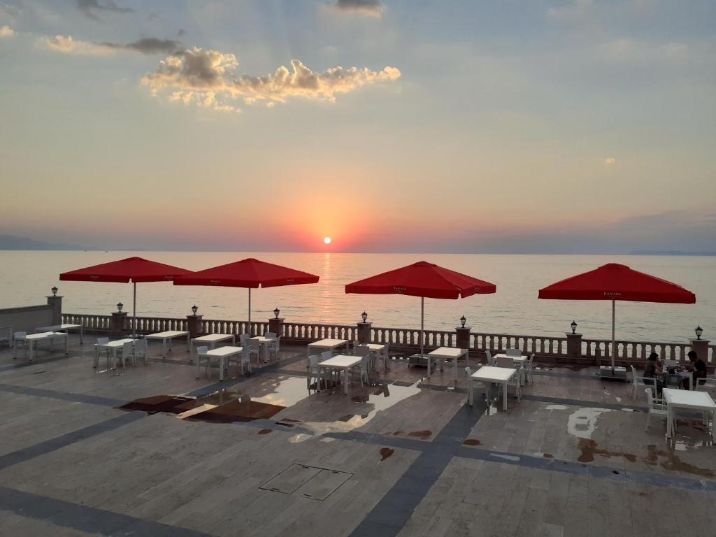 RAMADA BY WYNDHAM Hotel