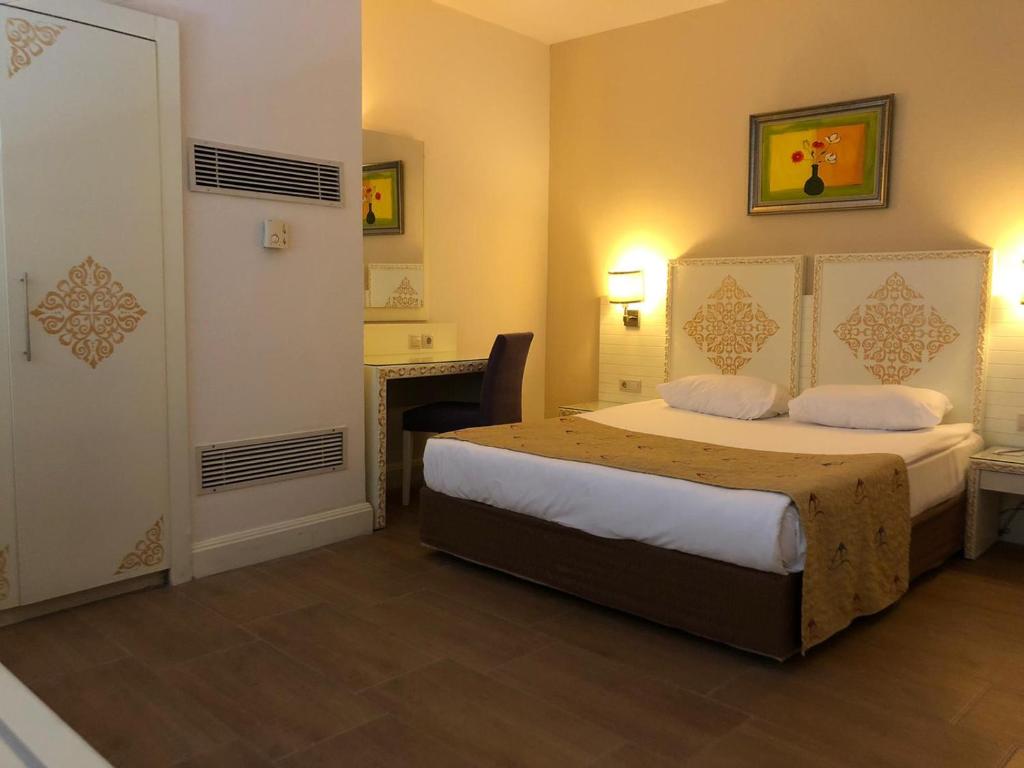 هتل کریستال ادمیرال