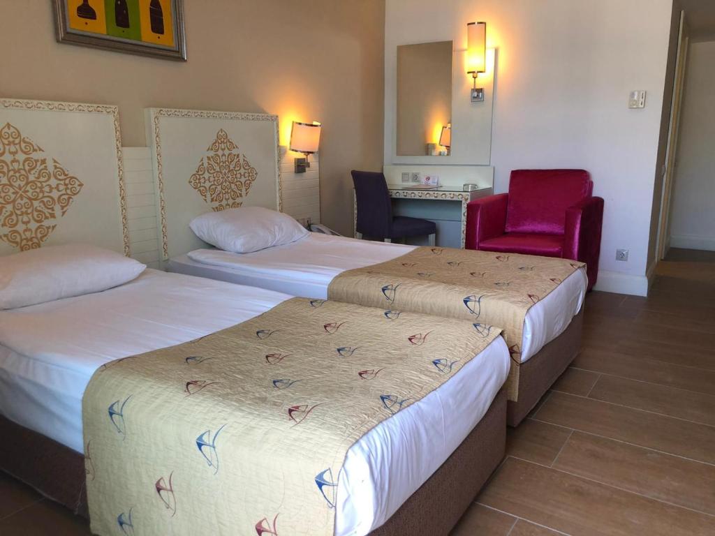 هتل کریستال ادمیرال