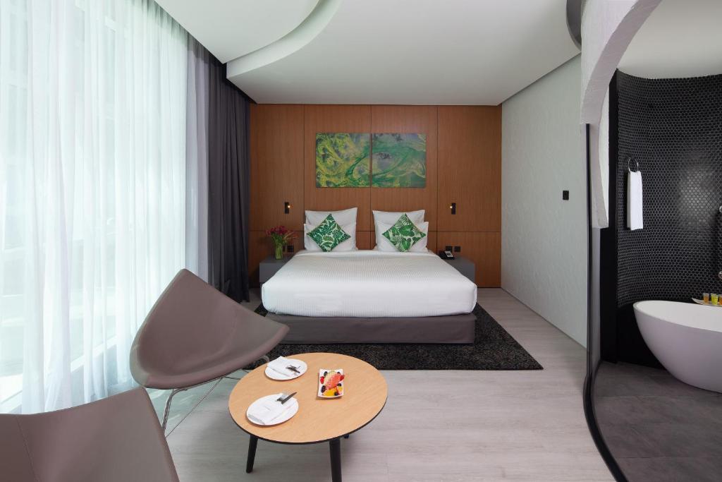 هتل الخوری اسکای گاردن