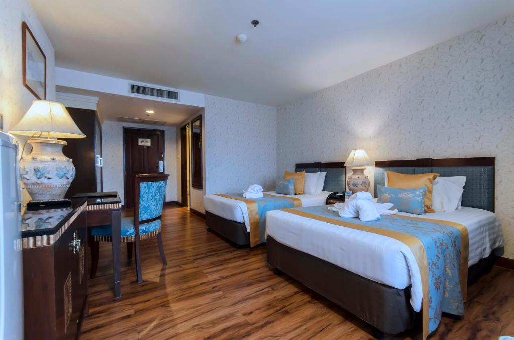 هتل پرینس پالاس بانکوک