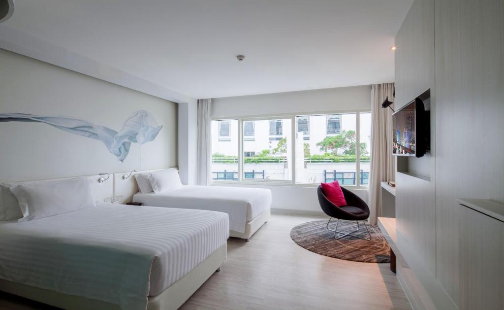 هتل سنتارا واتر گیت