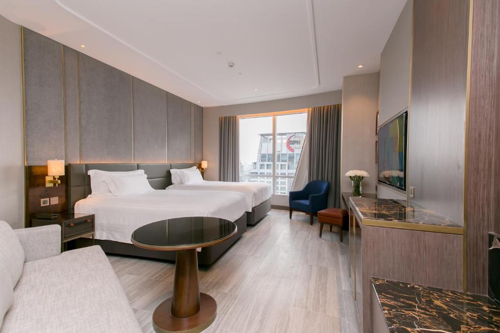 هتل سنتارا گرند در سنترال ورد