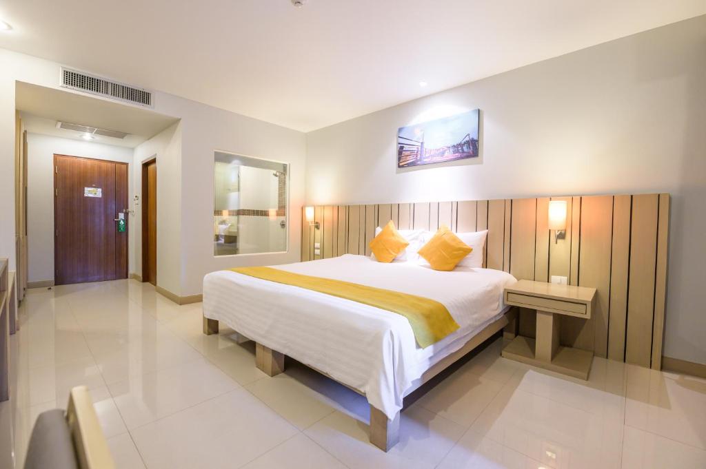 هتل آنداکیرا پوکت