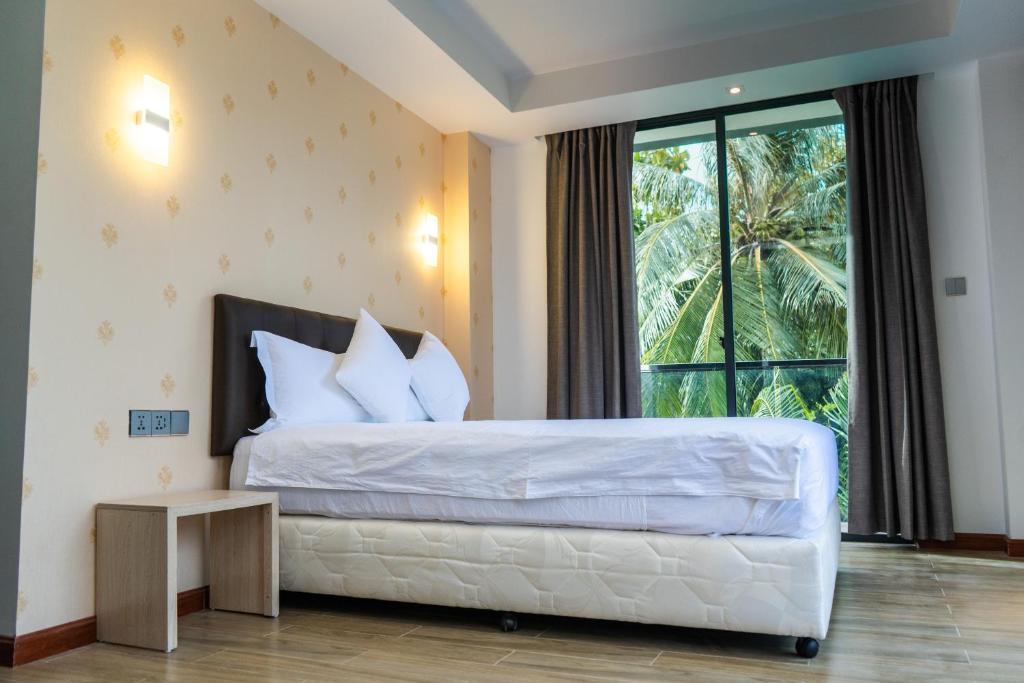 هتل آری گرند و اسپا