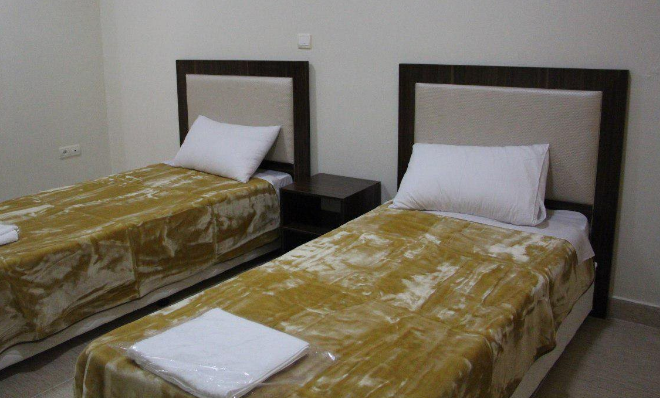 هتل آپارتمان آدینه قشم