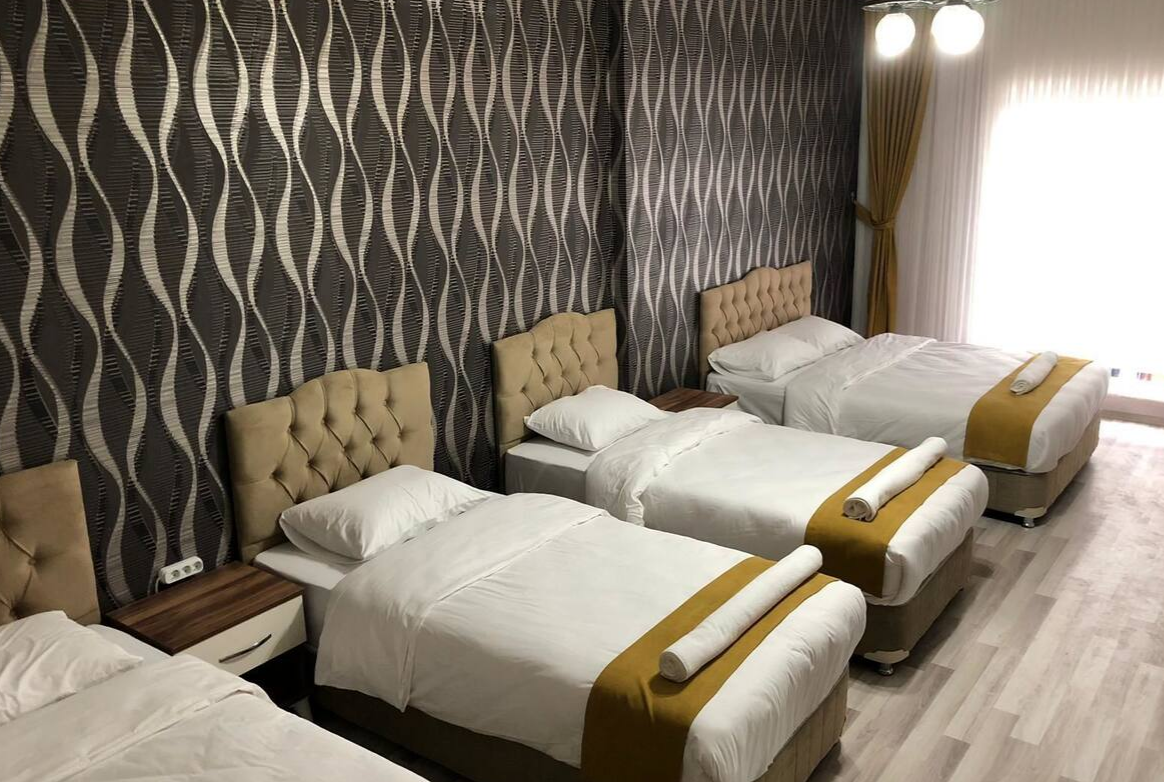 هتل بیگ باس وان