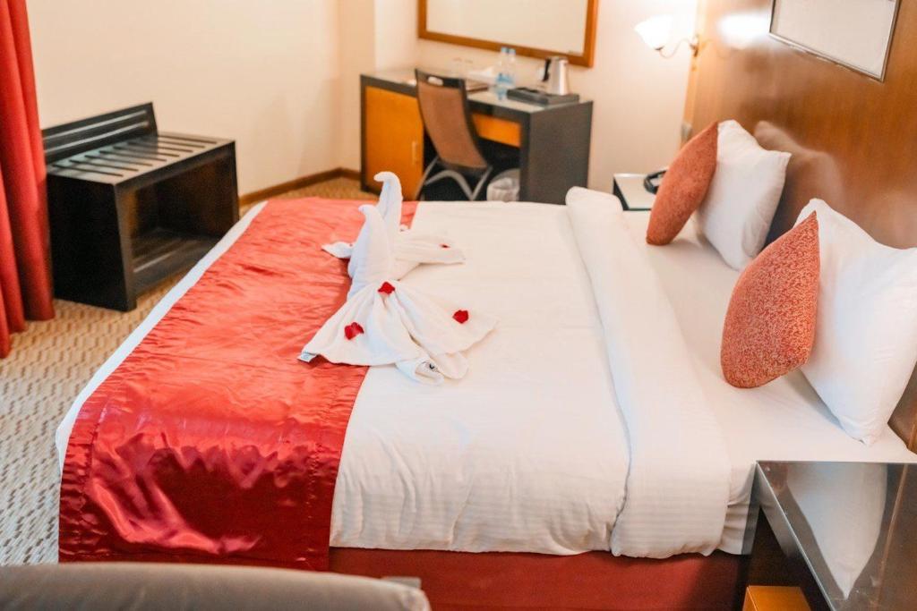 هتل سان اند سندز داون تاون