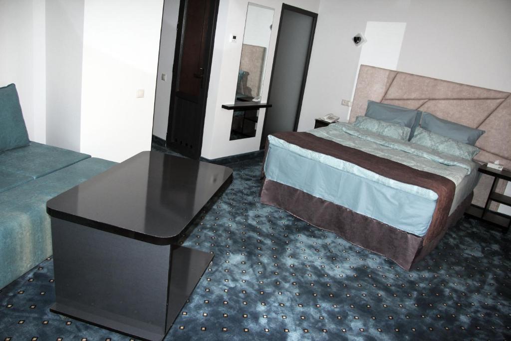 هتل نایس ایروان