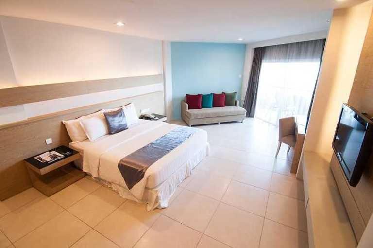 سنچری لانکاسوکا ریزورت