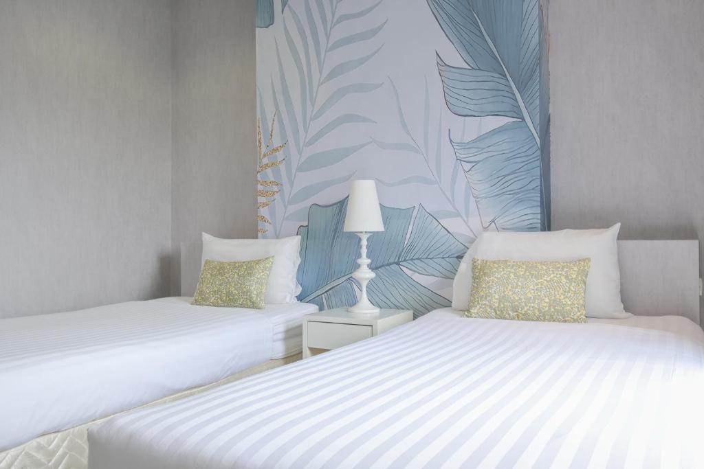 هتل سینو مزون