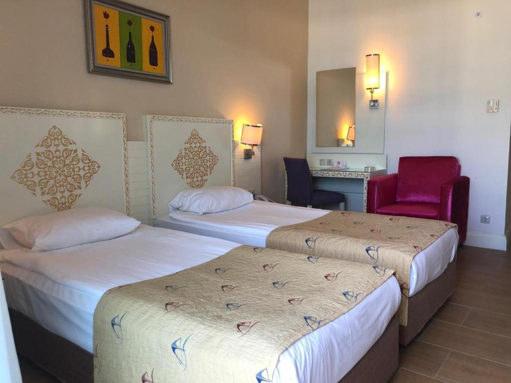 هتل کریستال ادمیرال