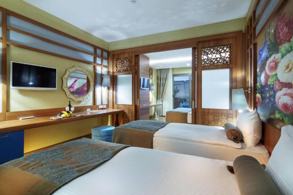 هتل زافیرا دلوکس