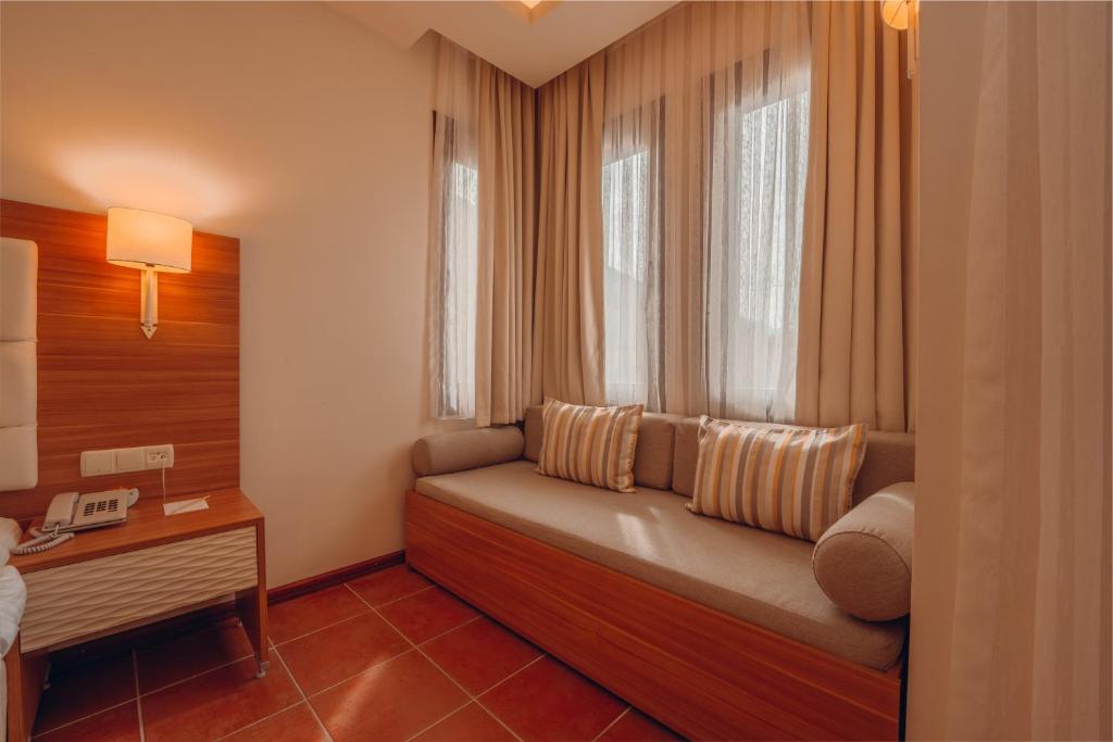 Sundia By City Hotel