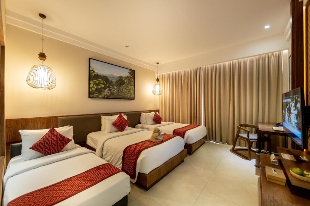 هتل آنومانا