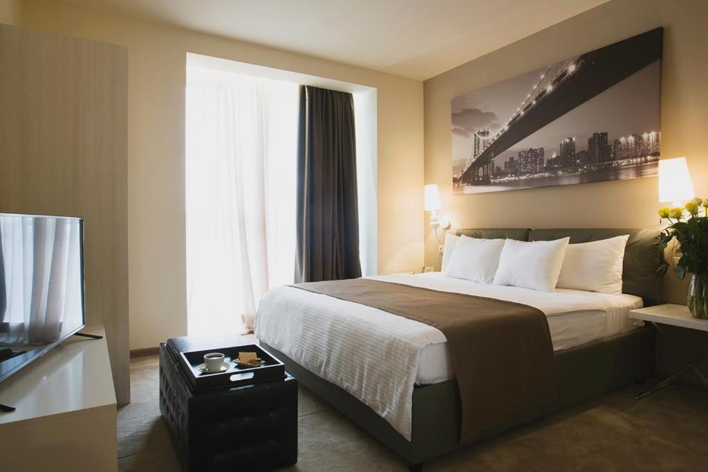 هتل اپرا سوییت