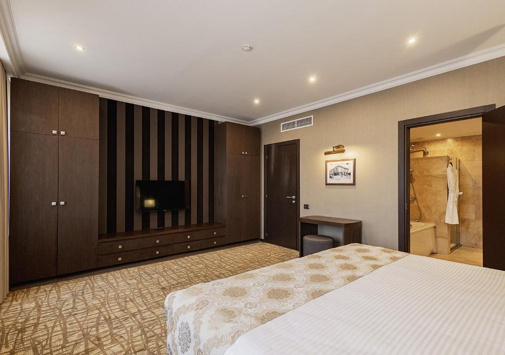 هتل نشنال ایروان