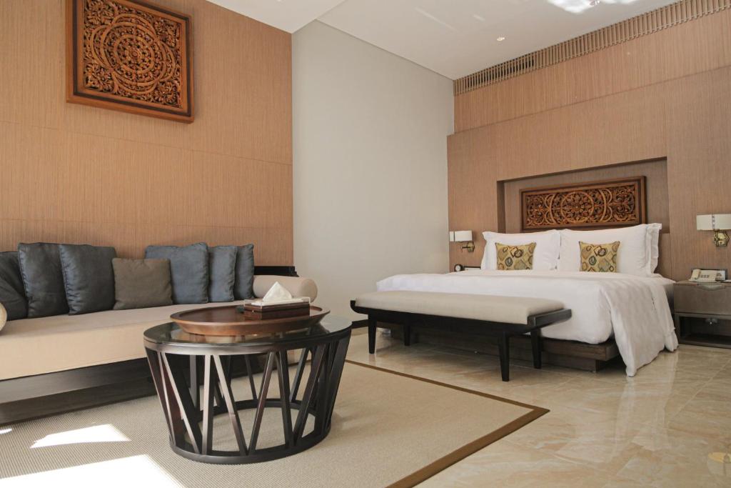 هتل آنوایا بیچ ریزورت