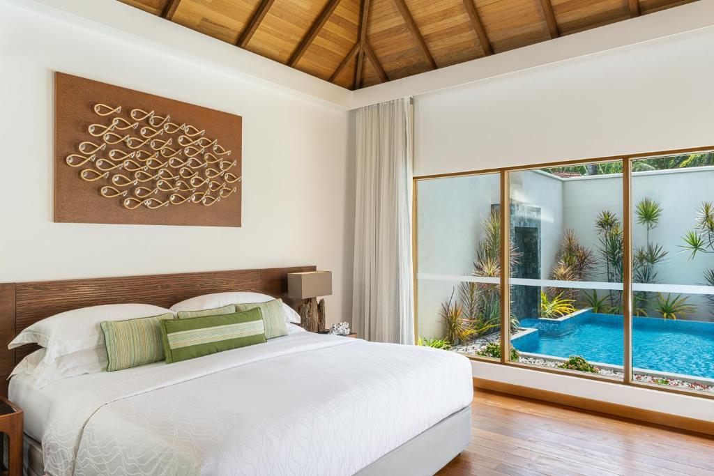 هتل کرومبا مالدیو