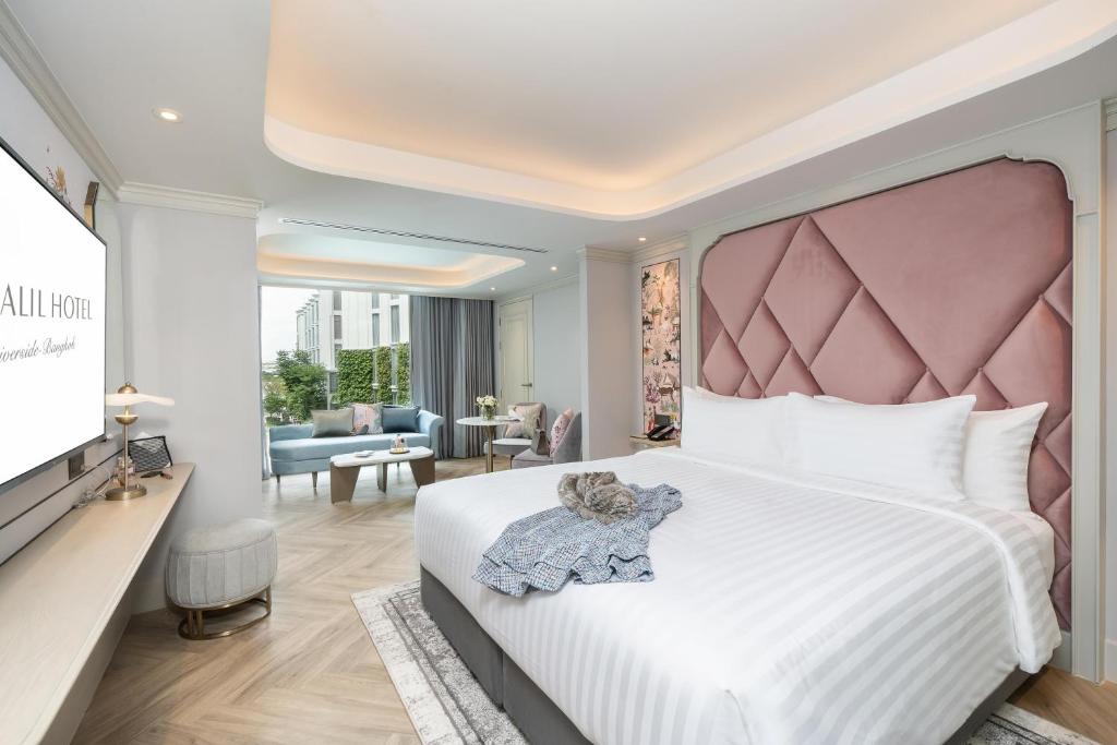 هتل سالیل ریورساید