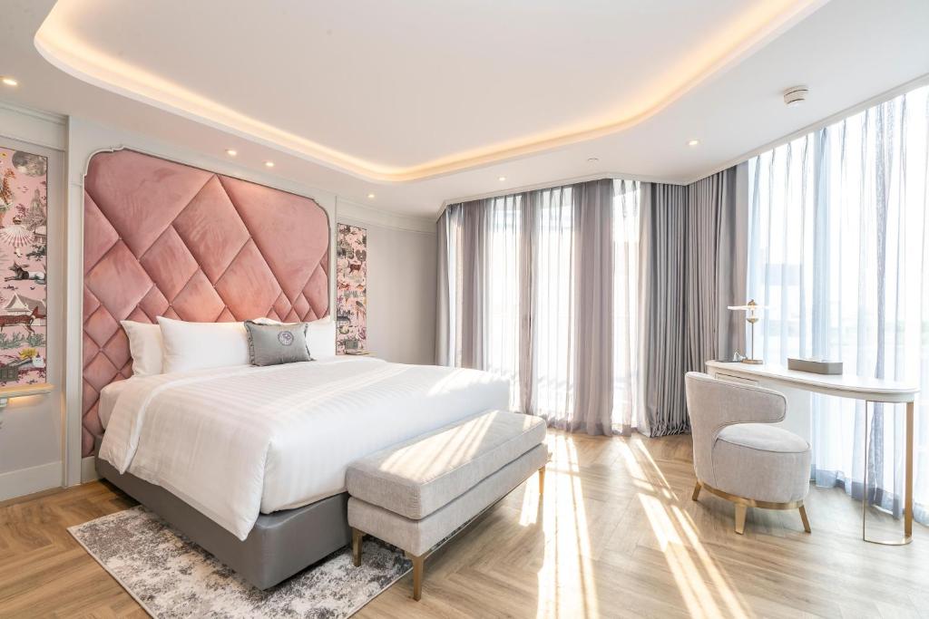 هتل سالیل ریورساید