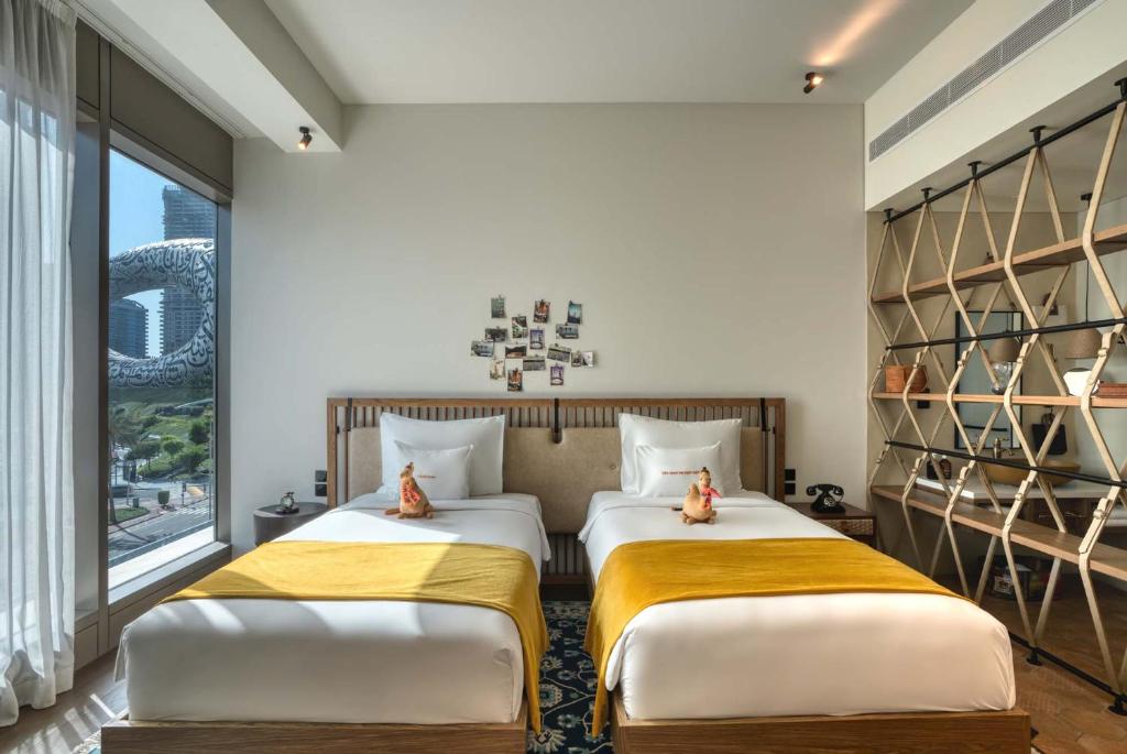 هتل تونتی فایو وان سنترال