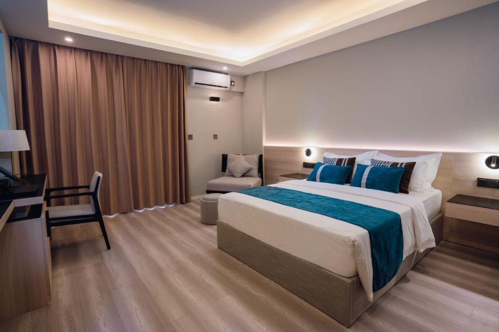 هتل اکواتور رتریت مالدیو