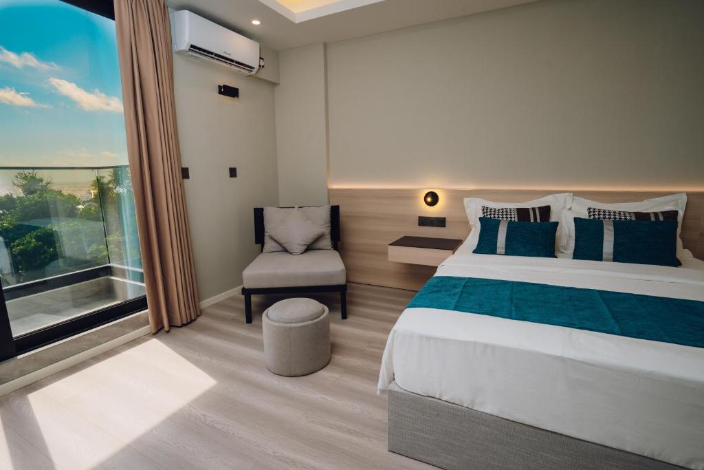 هتل اکواتور رتریت مالدیو