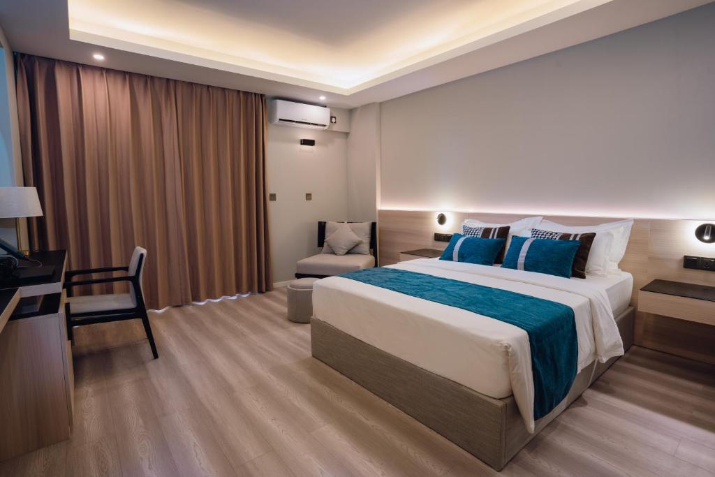 هتل اکواتور رتریت مالدیو