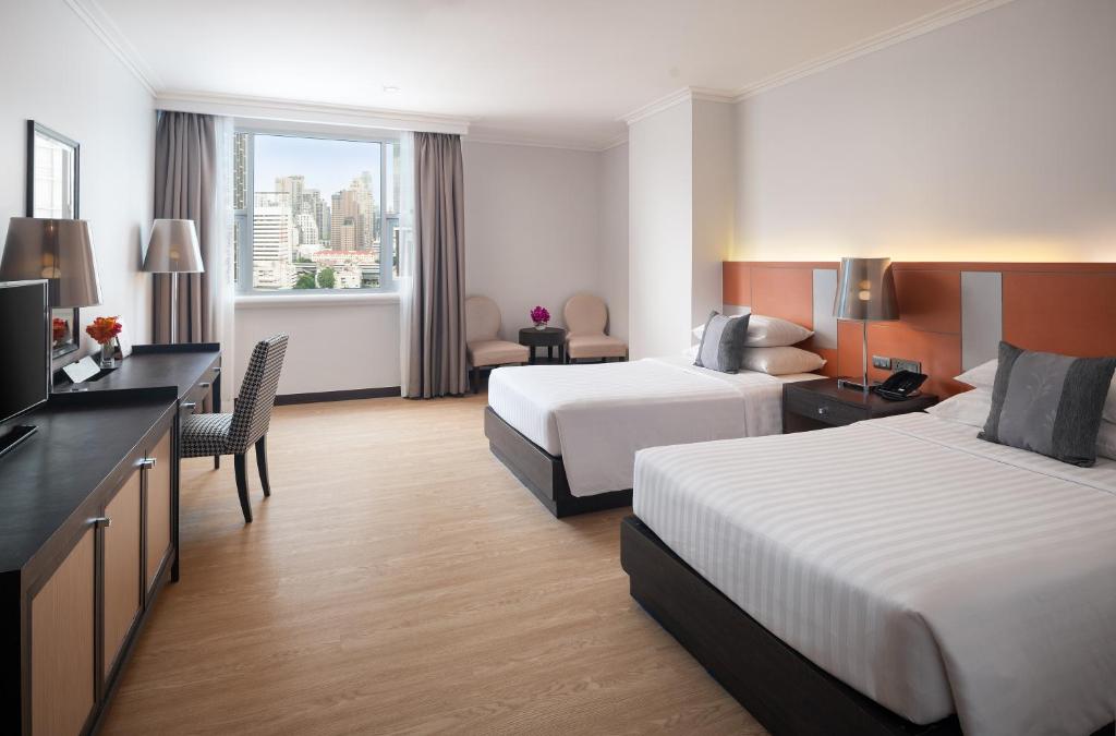 هتل برکلی پراتیونام