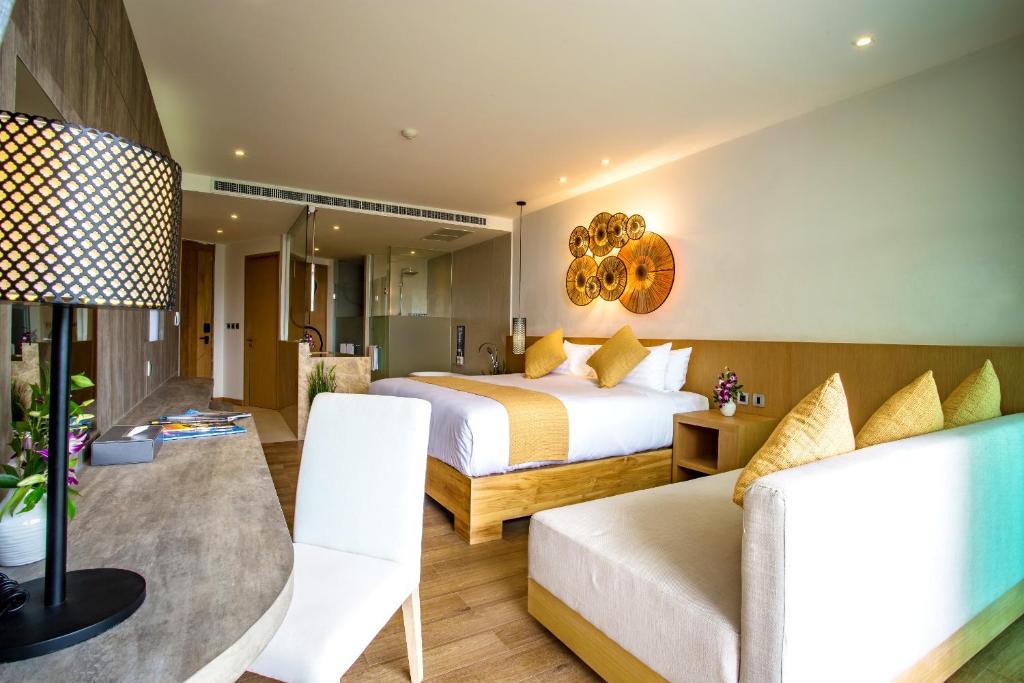 هتل کرست ریزورت و پول ویلاز پوکت تایلند