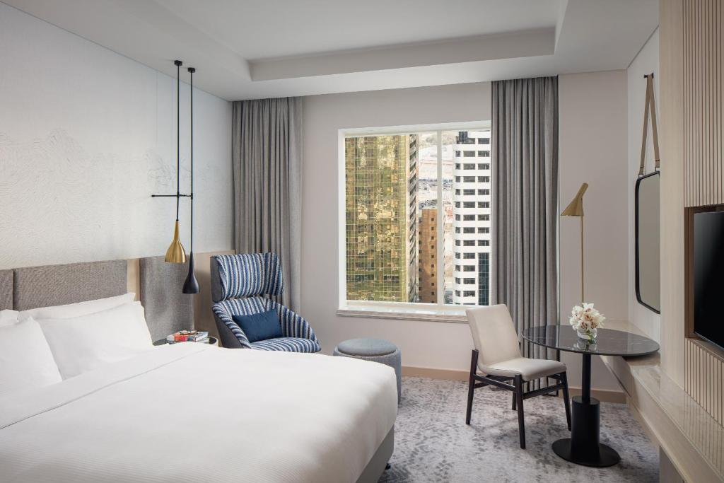 هتل تاورز روتانا