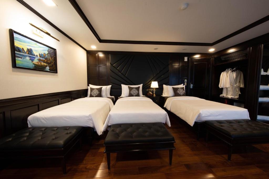 La Regina Legend Hotel