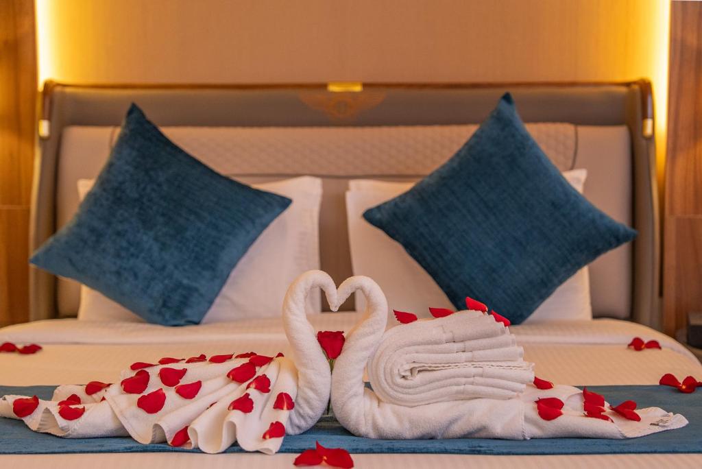 لازونا کانتیننتال دبی