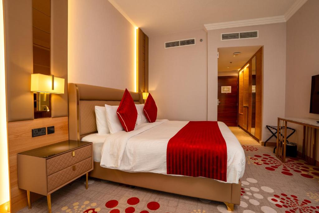 لازونا کانتیننتال دبی