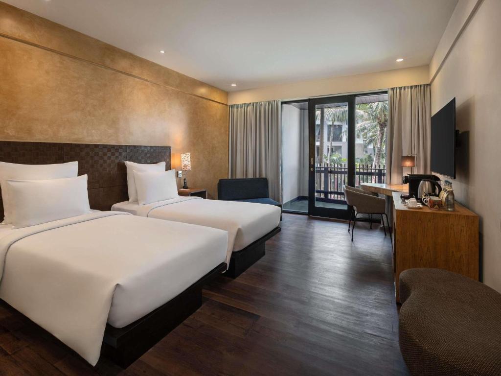 هتل پولمن بالی لژیان بیچ